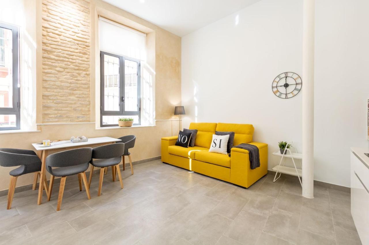 Nine O Clock San Agustin Apartment