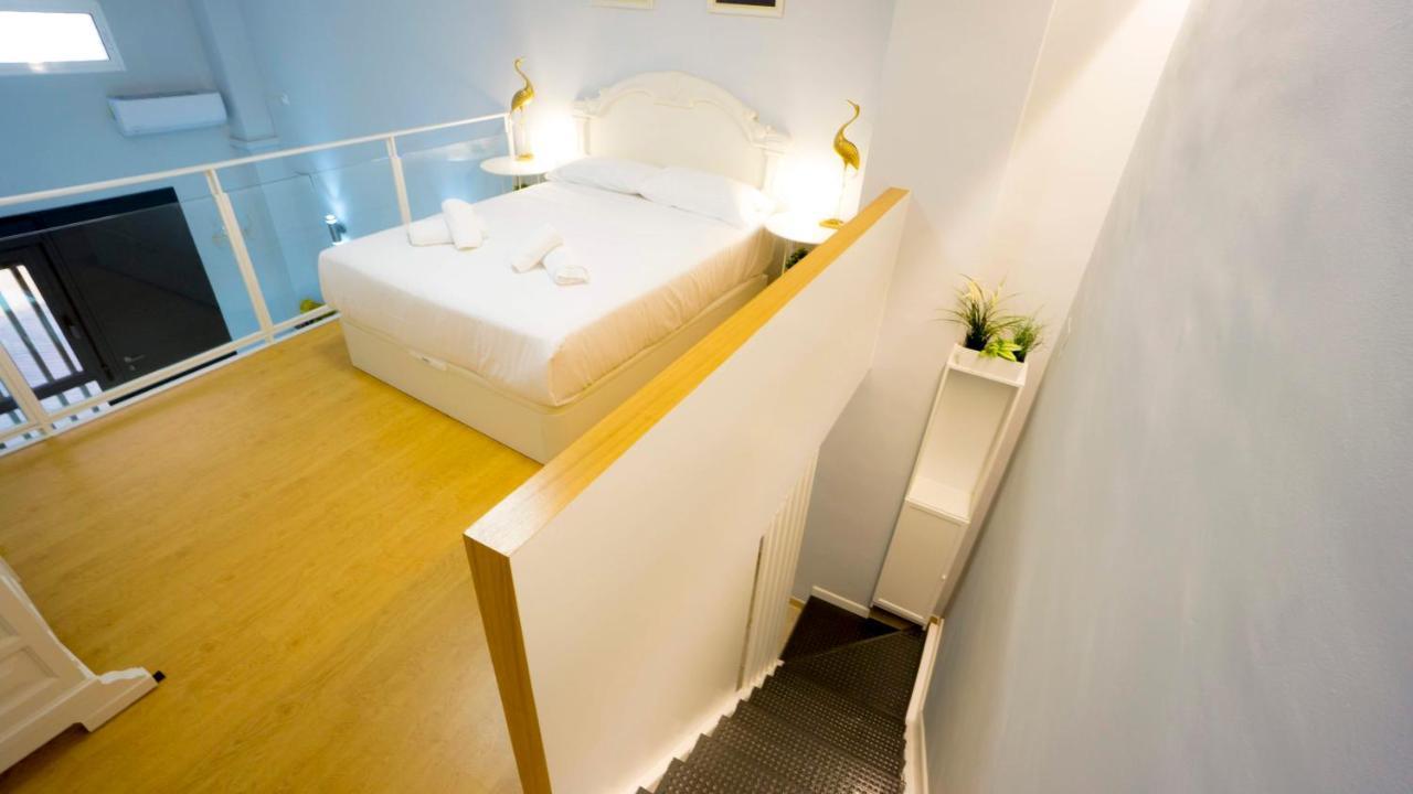 Rentalsevilla Escuelas Pias Apartment