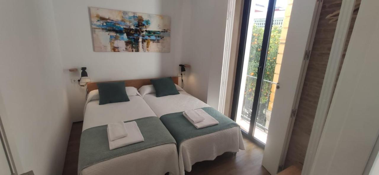 Magnificent Double Bedroom At Santa Cruz Apartment