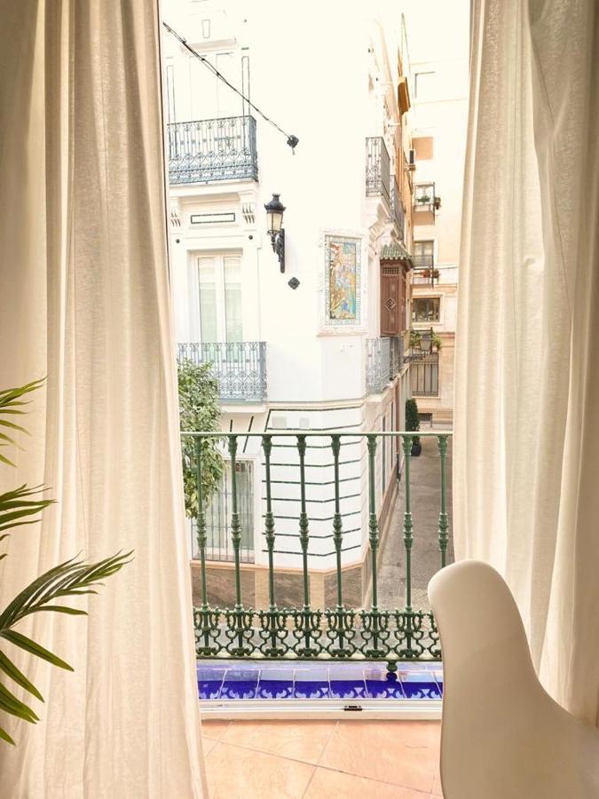 Apartment Superb In Downtown Of ,parking Optional, !!