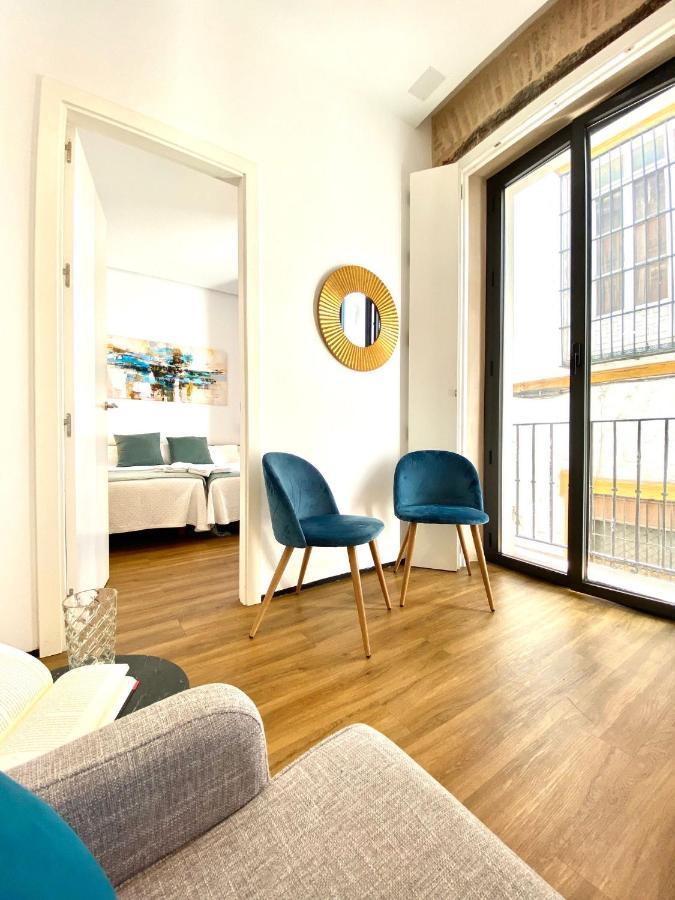 Magnificent Double Bedroom At Santa Cruz Seville