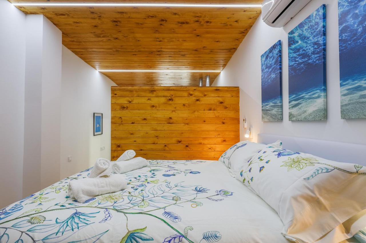 Apartment De Diseno Centro Sevilla. Wifi/ac Seville