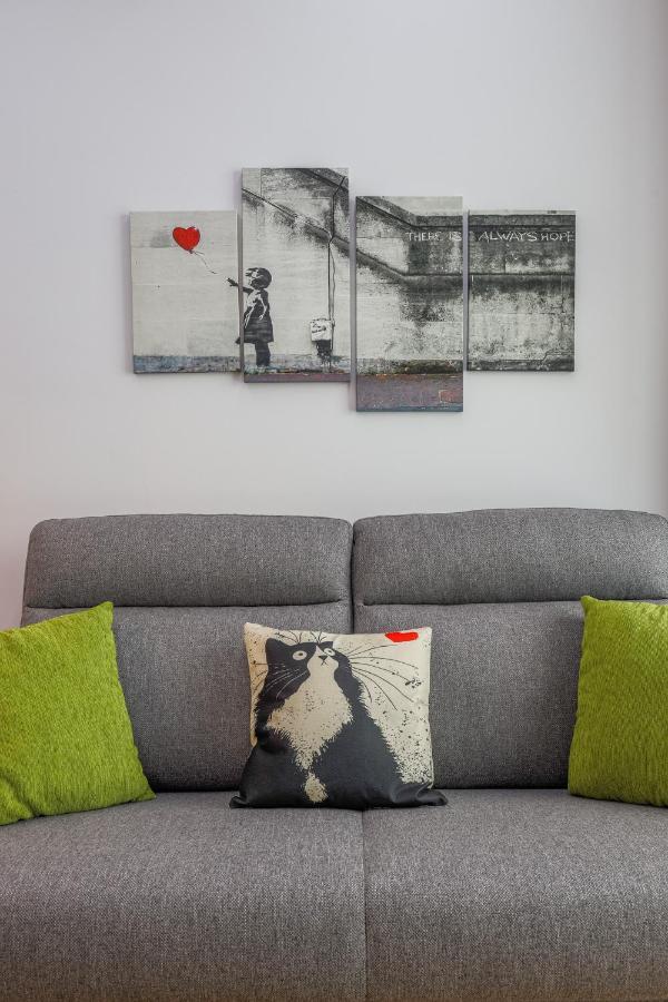 De Diseno Centro Sevilla. Wifi/ac Apartment Seville