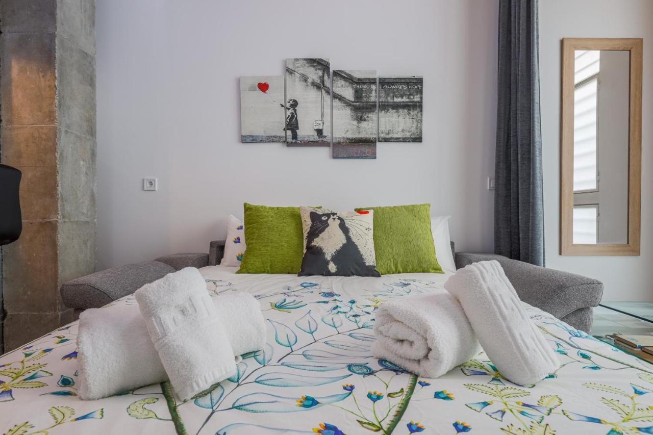De Diseno Centro Sevilla. Wifi/ac Apartment *