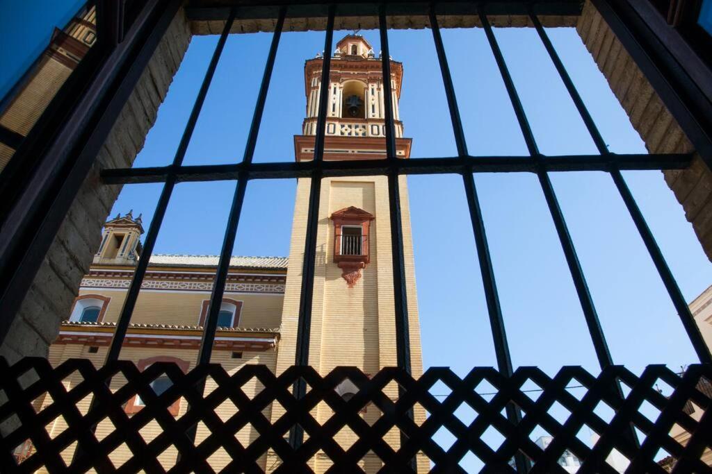 Beautiful Silent Private Parking Seville