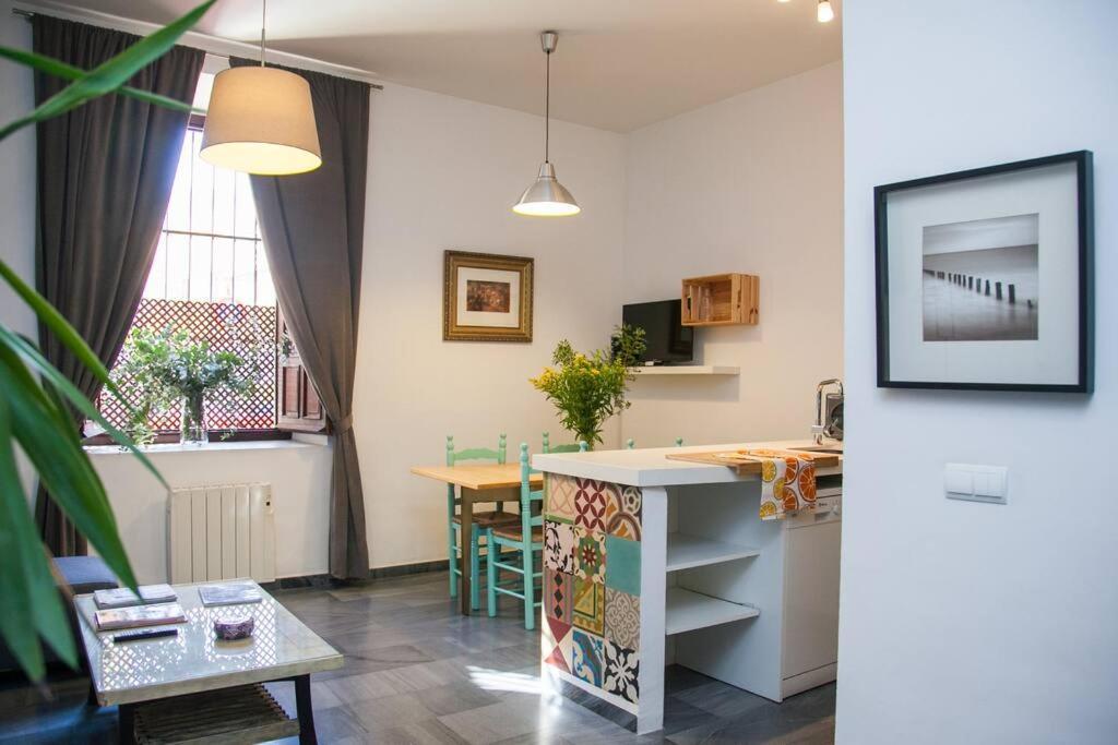 Beautiful Silent Private Parking Apartment *