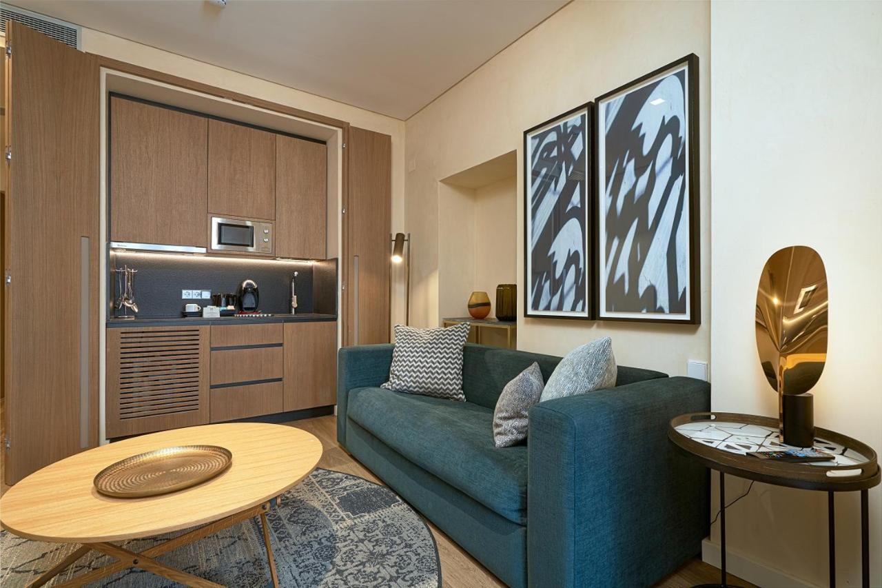 Murillo Plaza Sta. Cruz Apartment *
