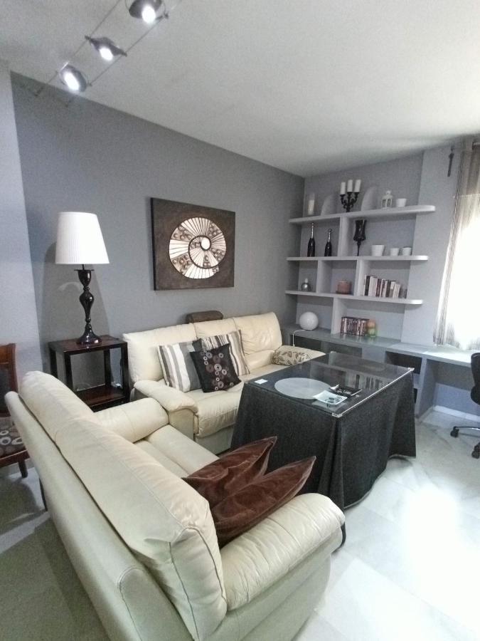 Apartment Cozy & Free Parking Seville