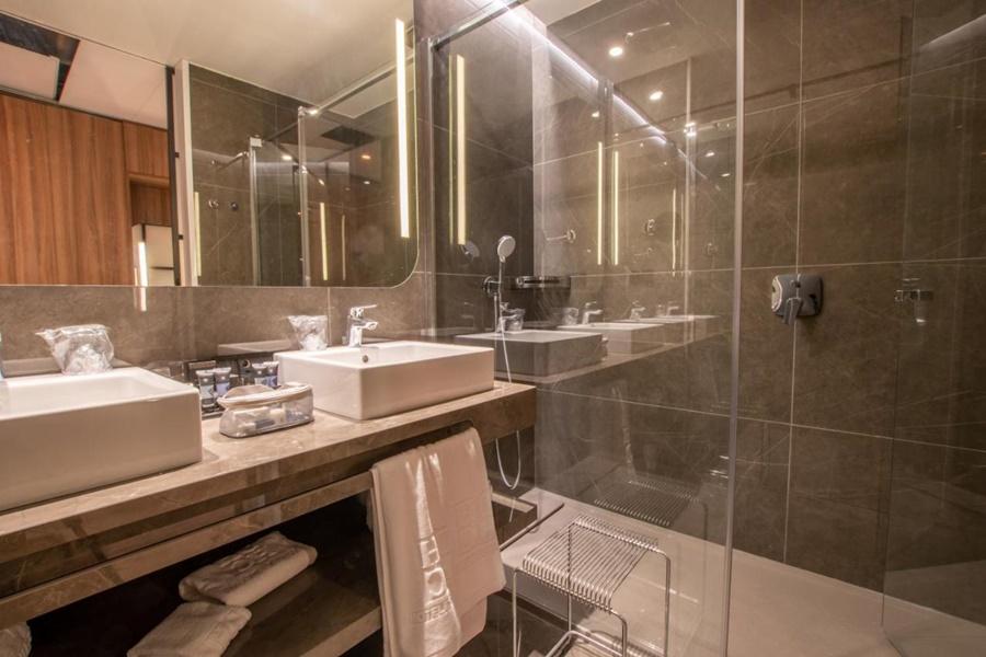 Giralda Center 4* Seville