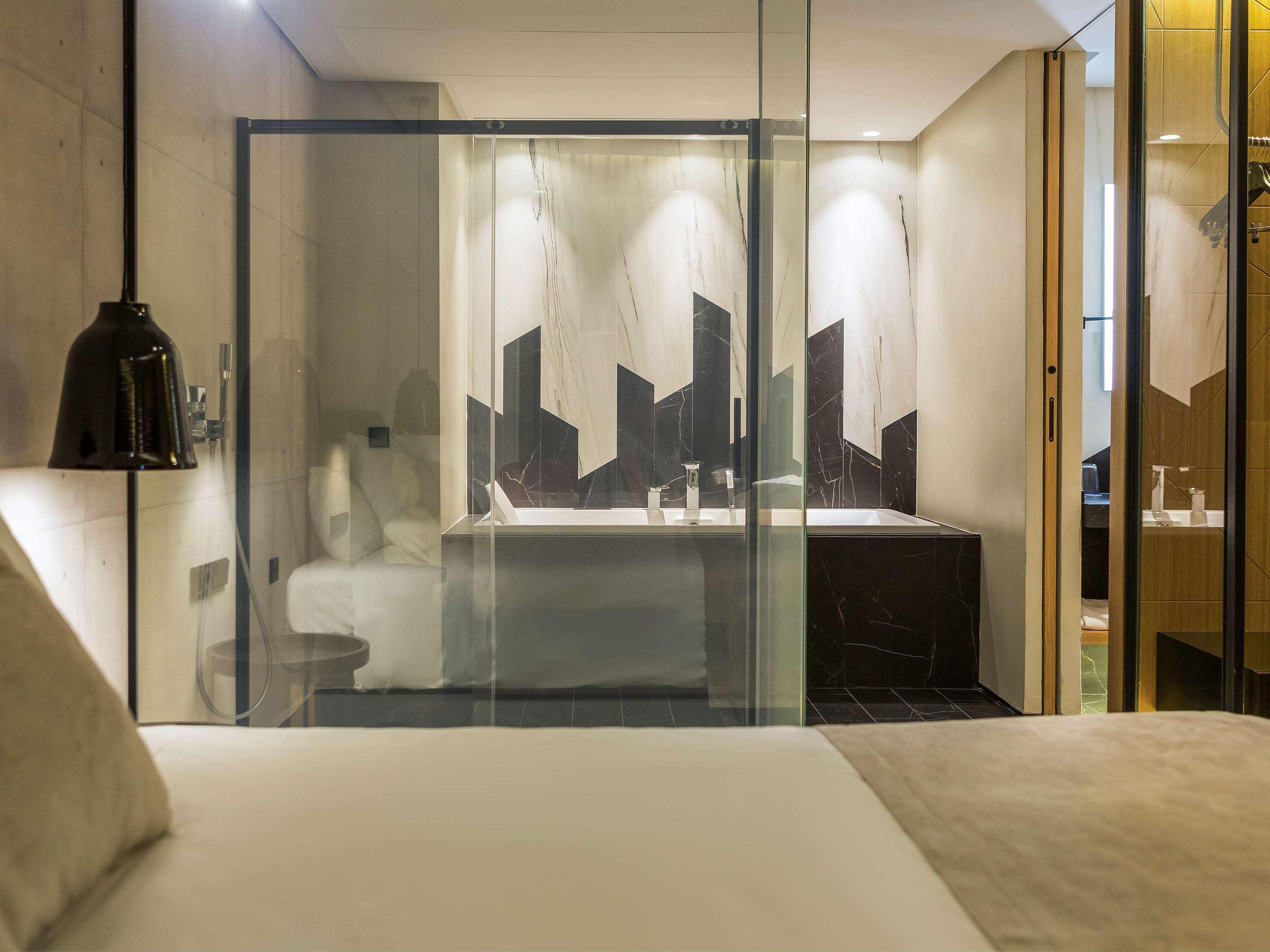 Novotel 4* Seville