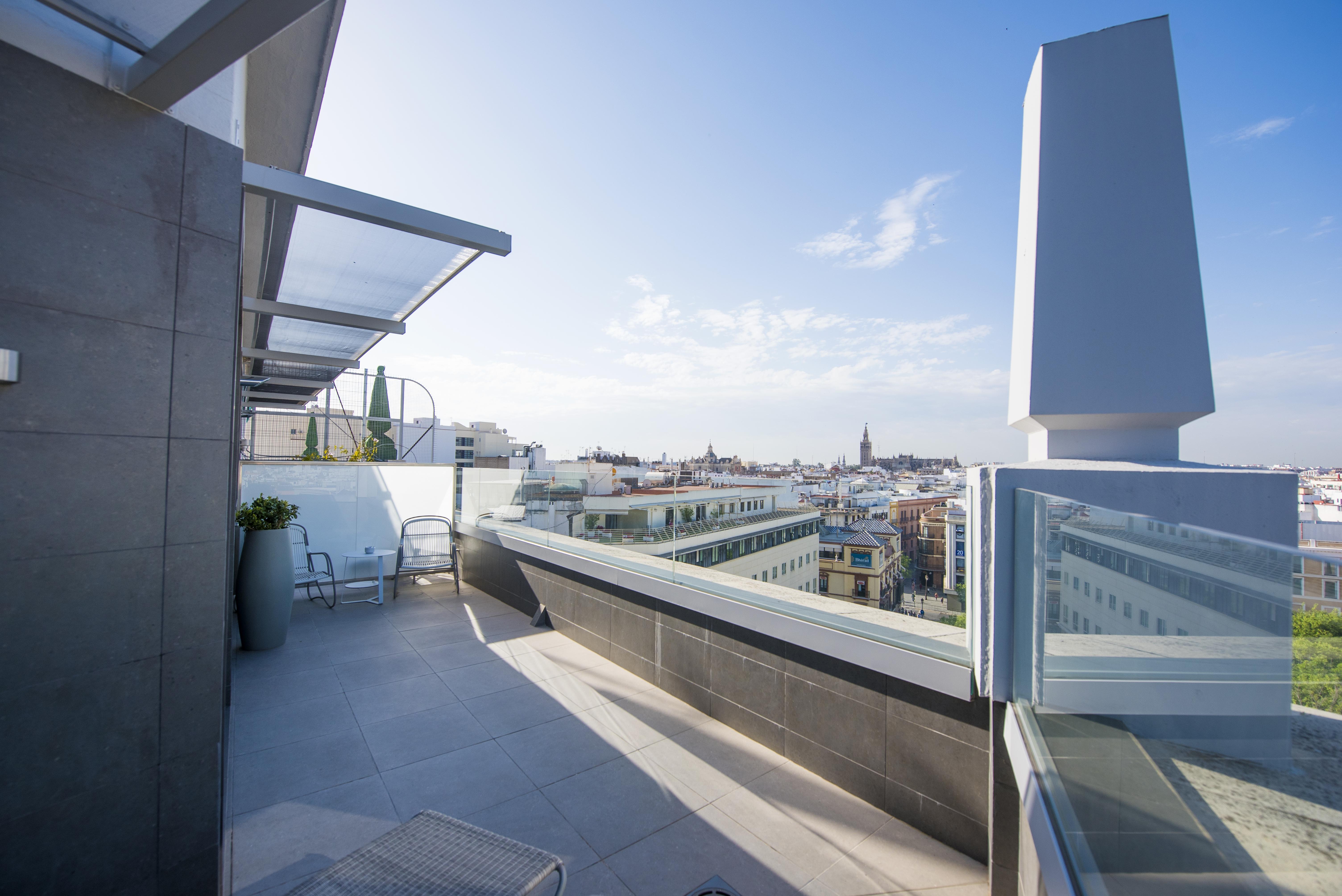 America 4* Seville