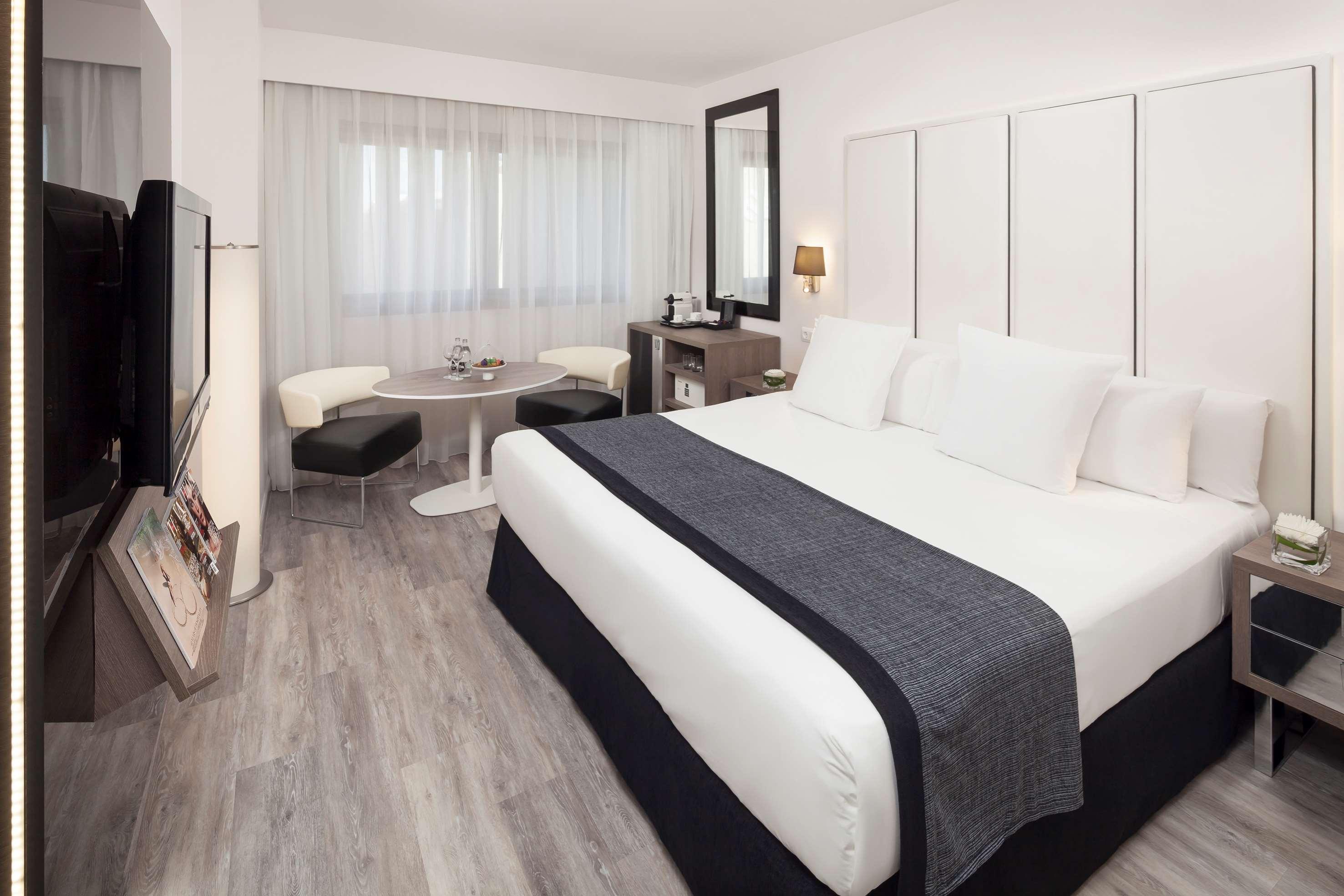 Hotel Melia Lebreros Seville