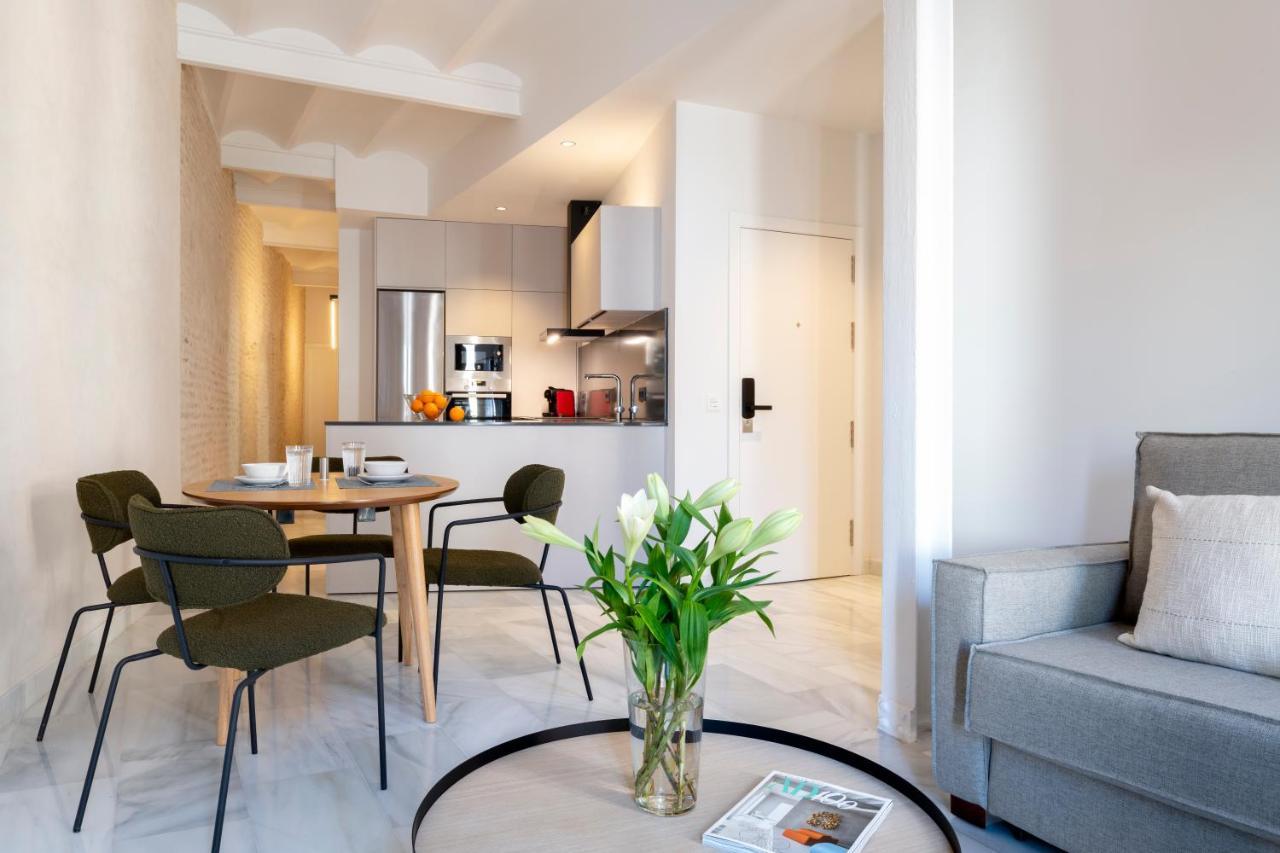 Magno San Gil - Shared Jacuzzi Apartment Seville