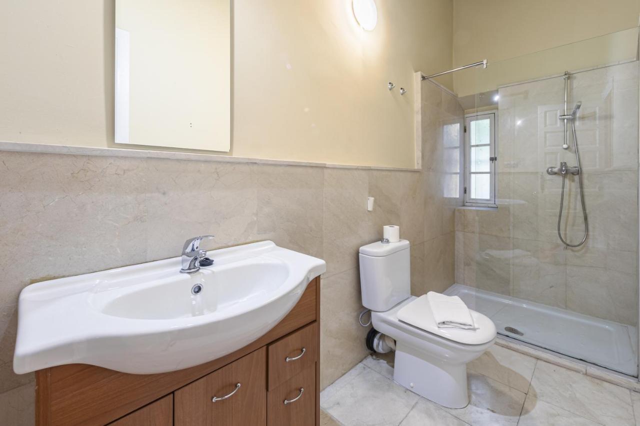 Apartment Aoa Plaza Santa Marta Seville