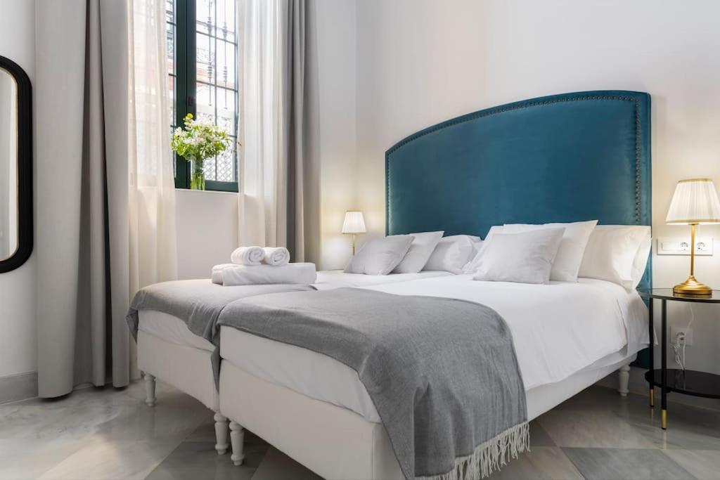 San Buenaventura 1 * Sevilla