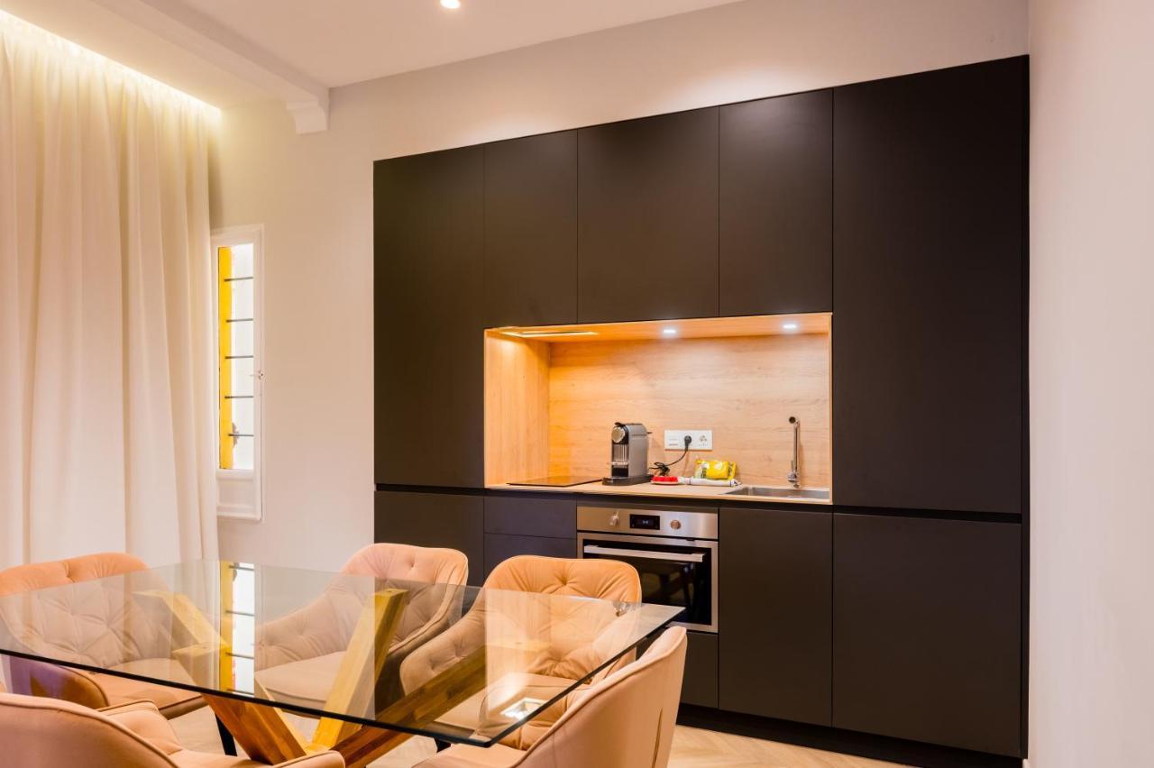 Elegant - 2 Bd 1 Bth - Center Sevilla