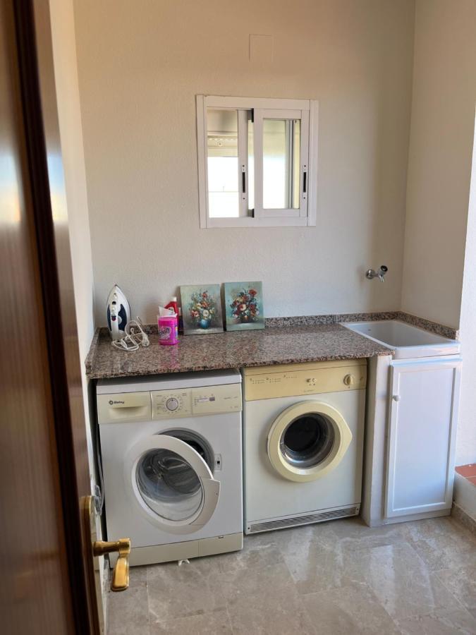 Casa Con Piscina Cerca De Holiday home