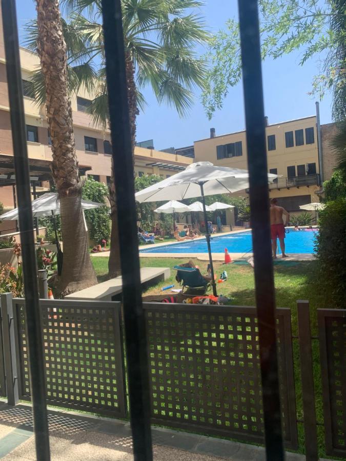 Apartamento Proximo Al Centro De 2 Con Piscina. Sevilla