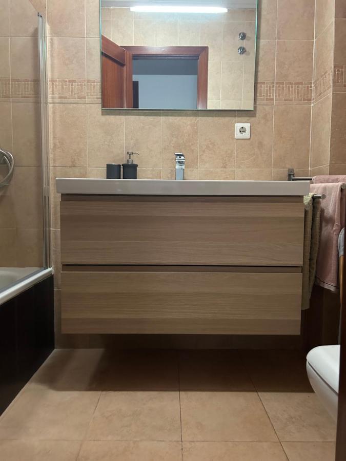 Proximo Al Centro De 2 Con Piscina. Sevilla