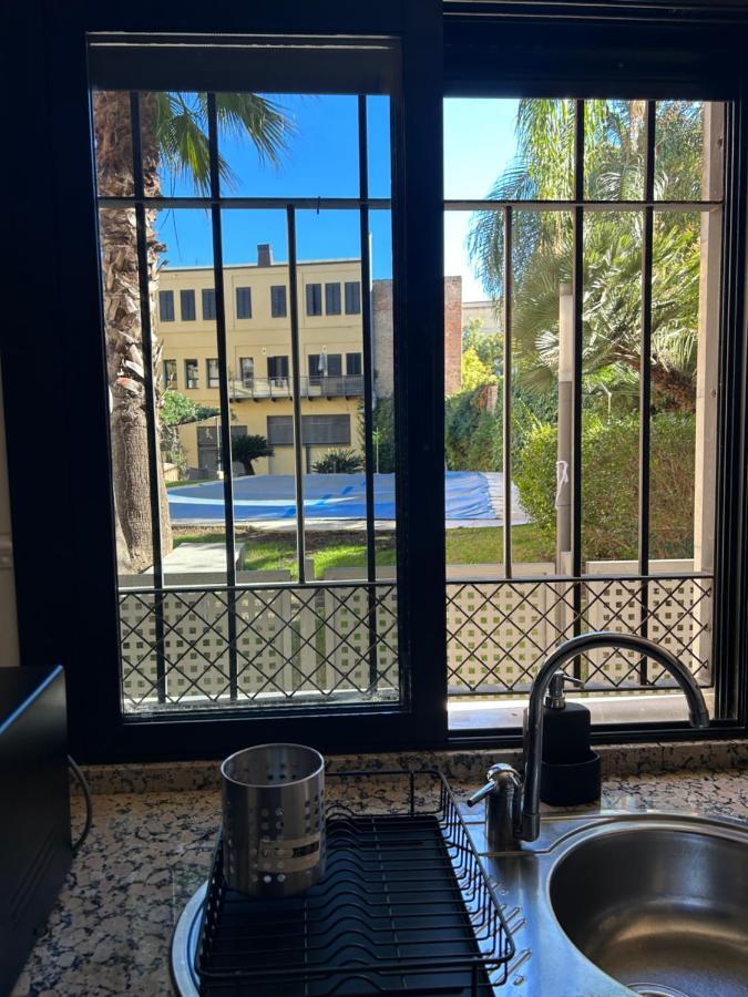 Proximo Al Centro De 2 Con Piscina. Apartamento *