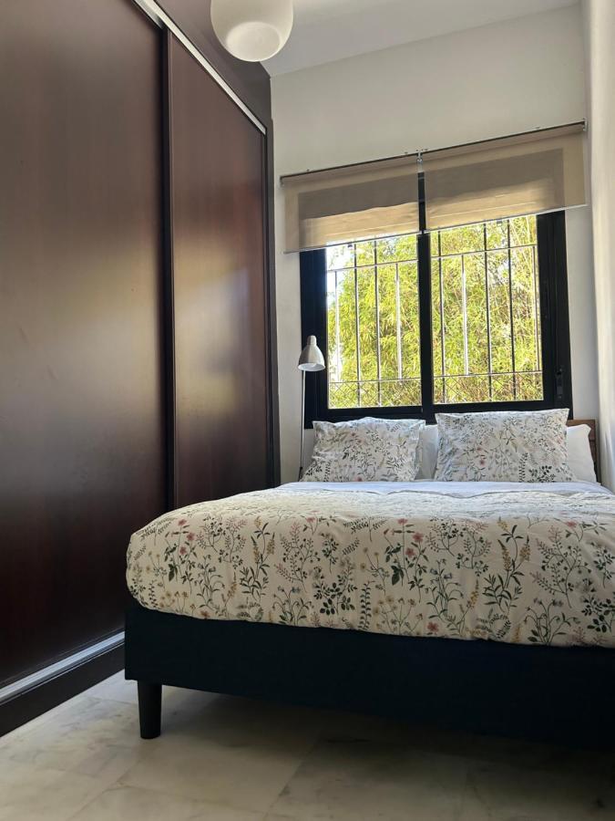 Proximo Al Centro De 2 Con Piscina. Apartamento *