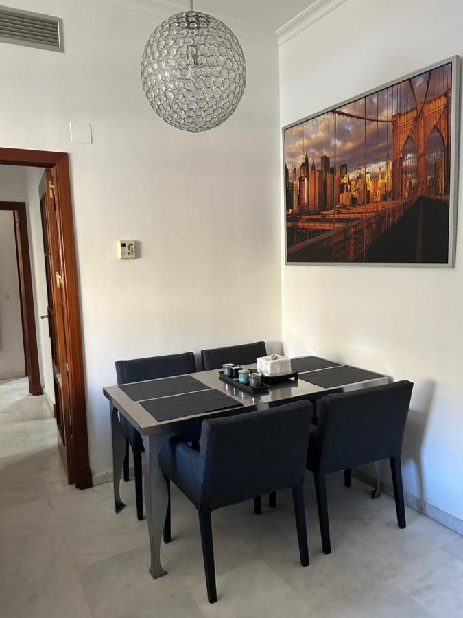 Apartamento Proximo Al Centro De 2 Con Piscina. Sevilla