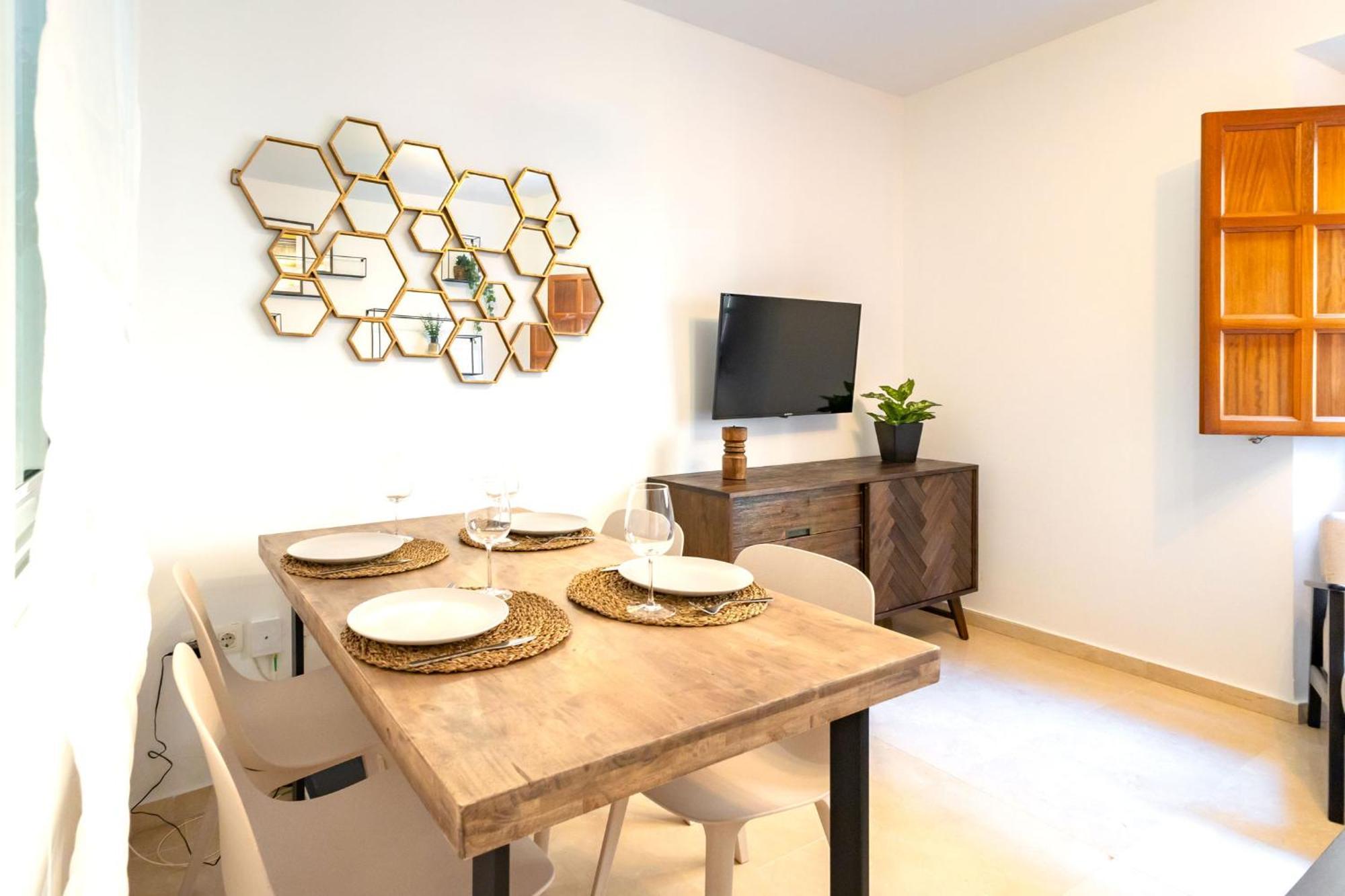Apartment Charming 2 Bedroom At San Marcos Plaza By Cityzen Seville