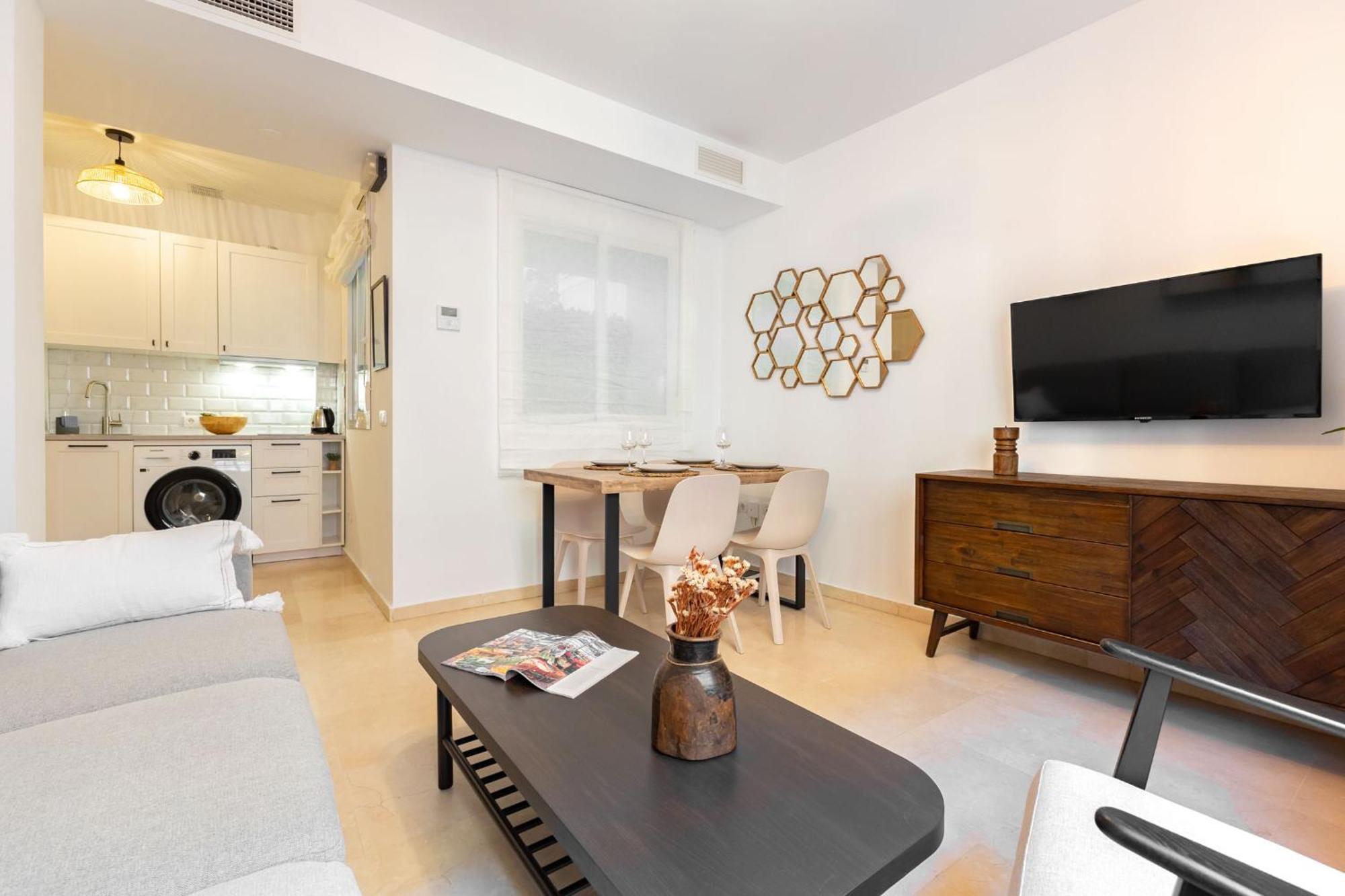 Charming 2 Bedroom At San Marcos Plaza By Cityzen Apartment Seville