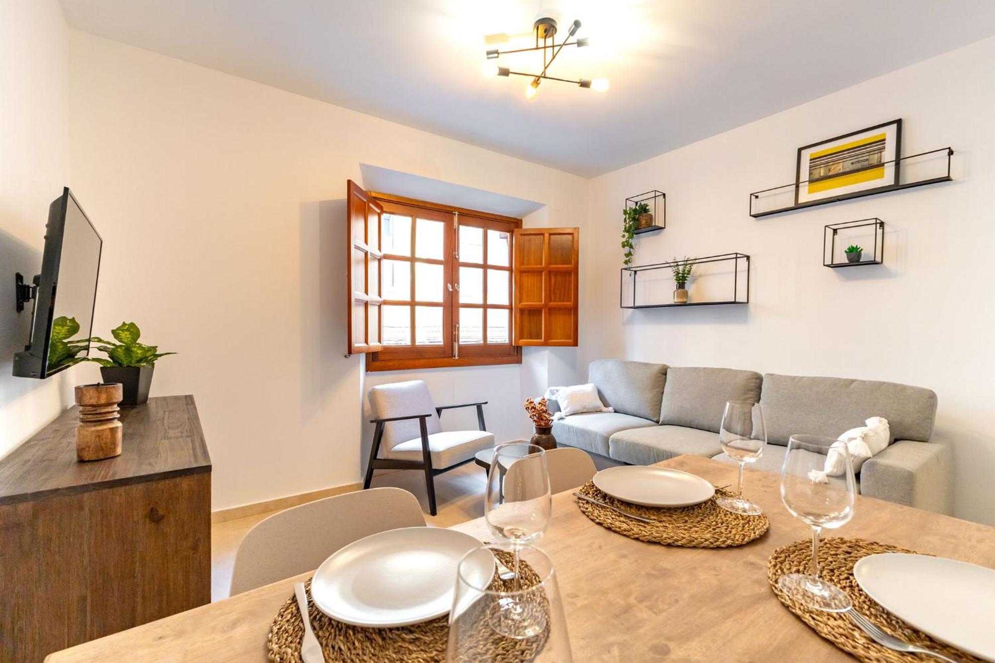 Apartment Charming 2 Bedroom At San Marcos Plaza By Cityzen Seville