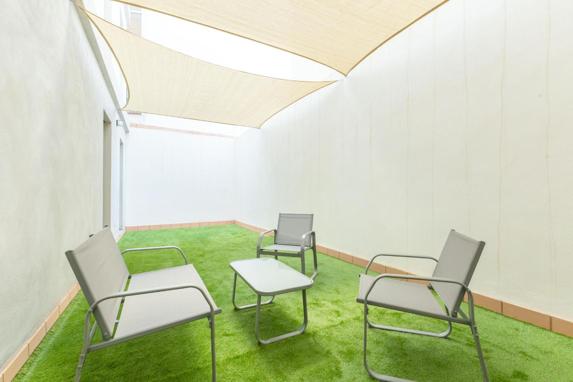 Charming 2 Bedroom By Torre Del Oro By Ocityzen * Seville