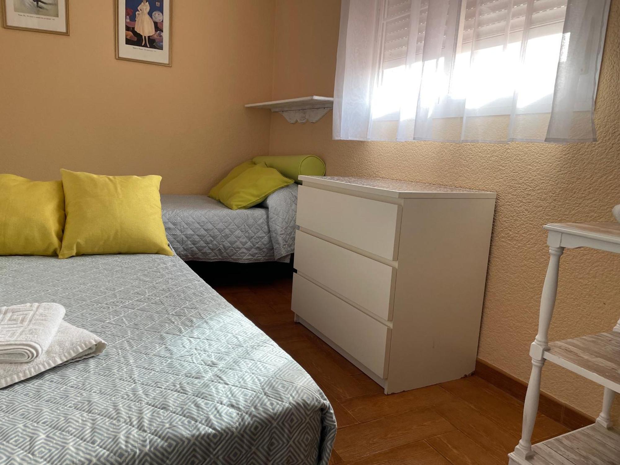 Familia Anfitriona Acoge Homestay Seville