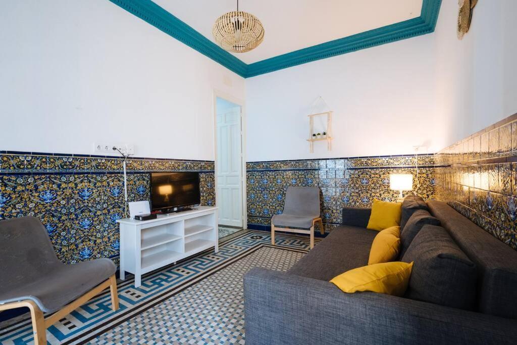 Andalusian Flavour In Heart Of * 4'giralda Seville