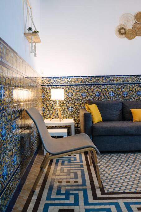 Andalusian Flavour In Heart Of * 4'giralda * Seville