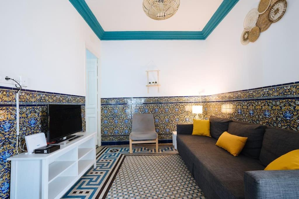 Andalusian Flavour In Heart Of * 4'giralda Apartment
