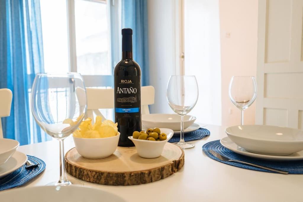Andalusian Flavour In Heart Of * 4'giralda Apartment