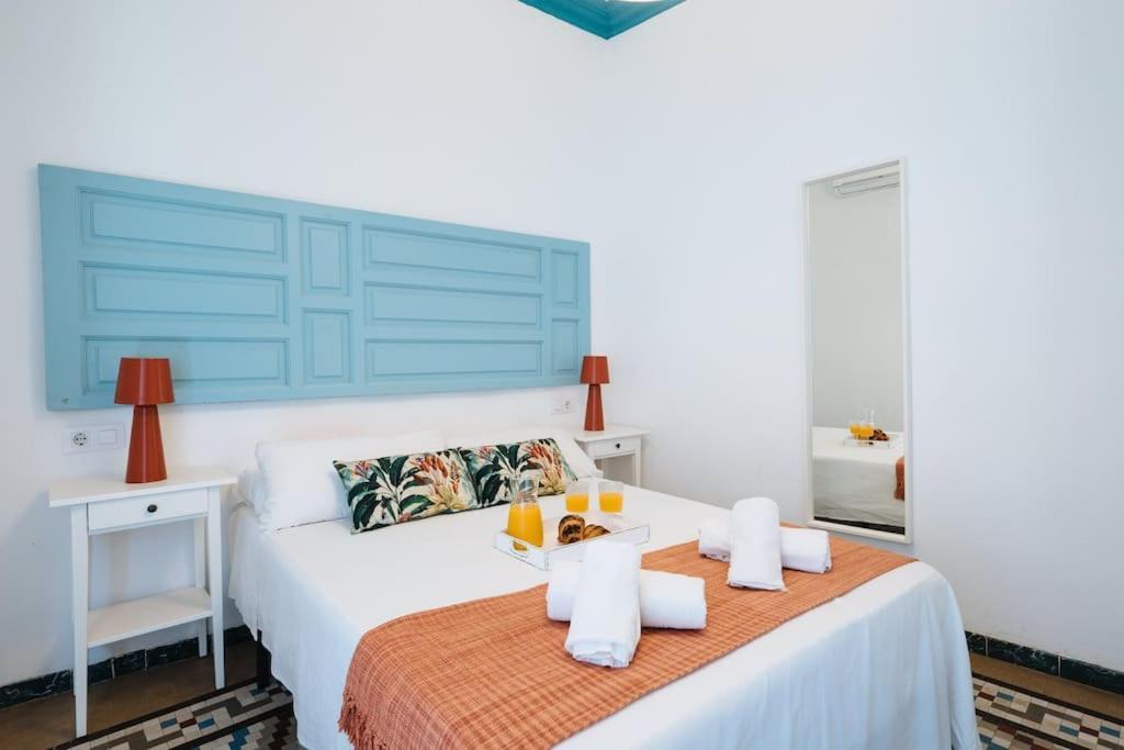 Andalusian Flavour In Heart Of * 4'giralda Apartment *