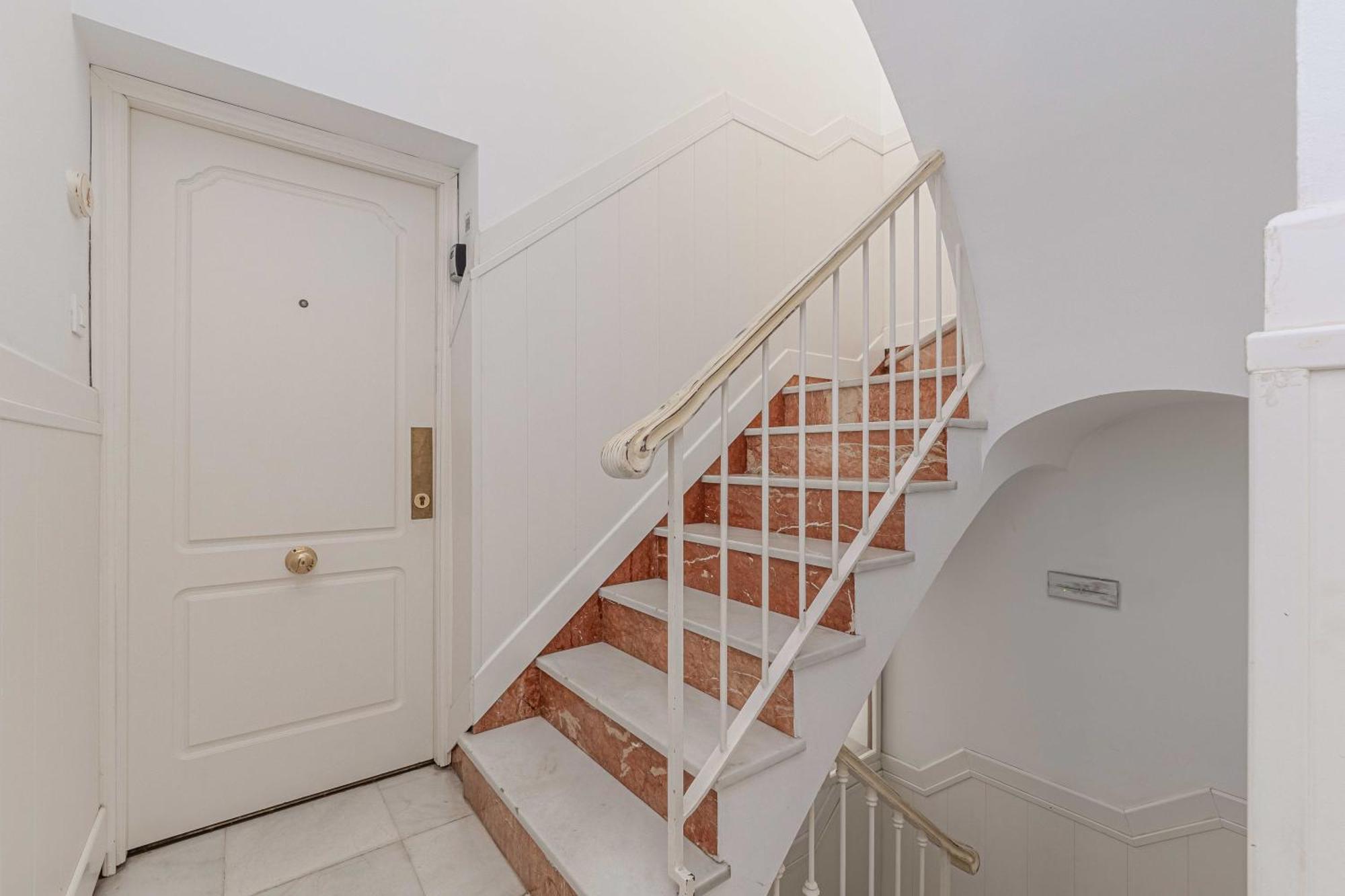 Recaredo 7 Apartment *