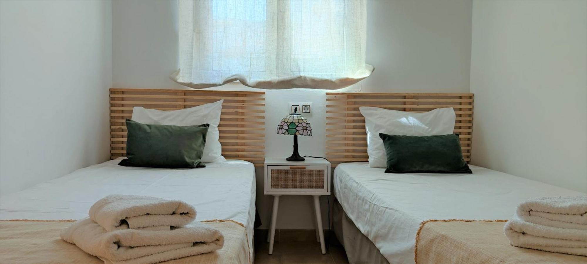 Hostly Sierpes 3 Renewed Families-fibre-parking Optional