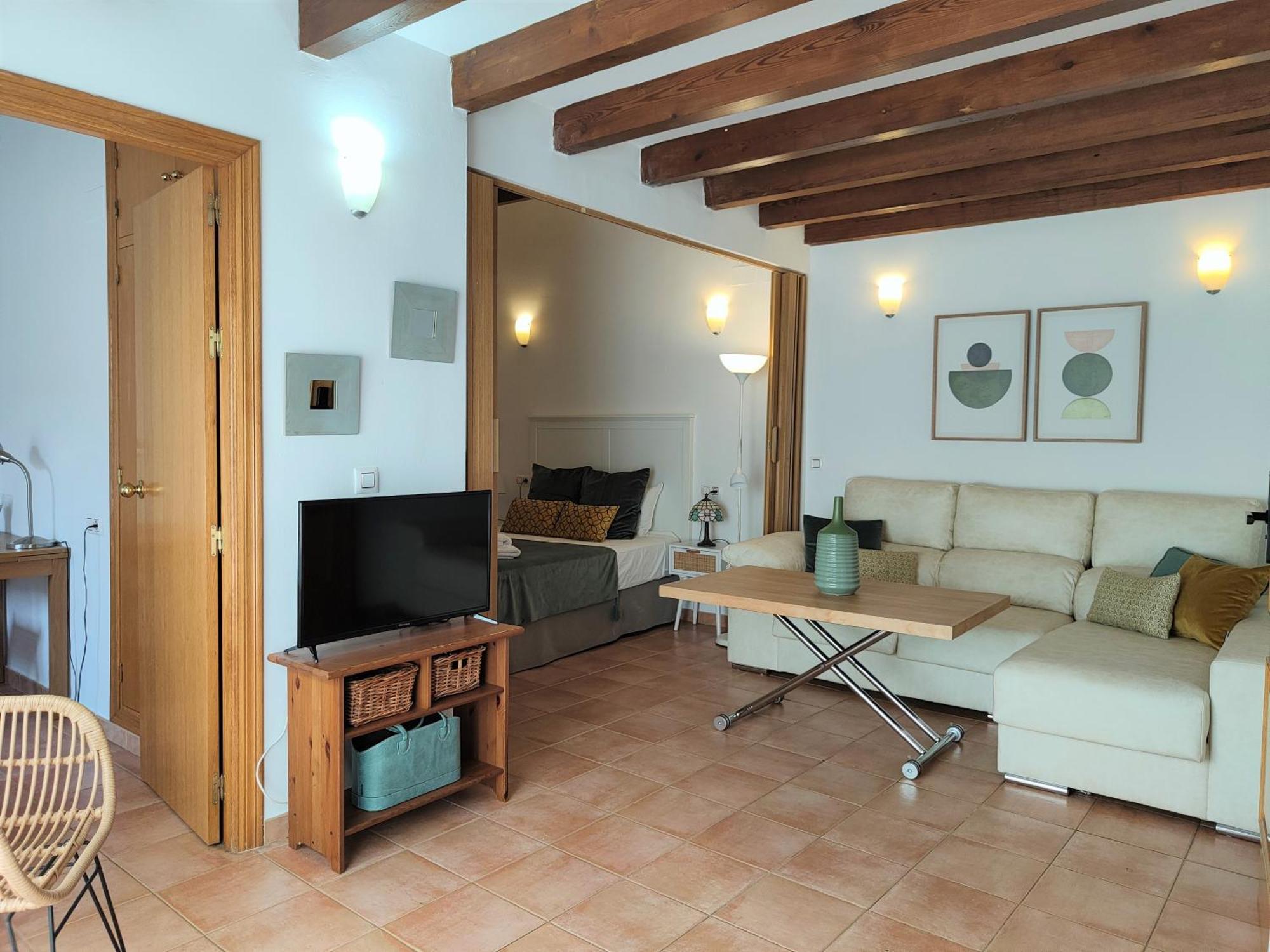 Hostly Sierpes 3 Renewed Families-fibre-parking Optional