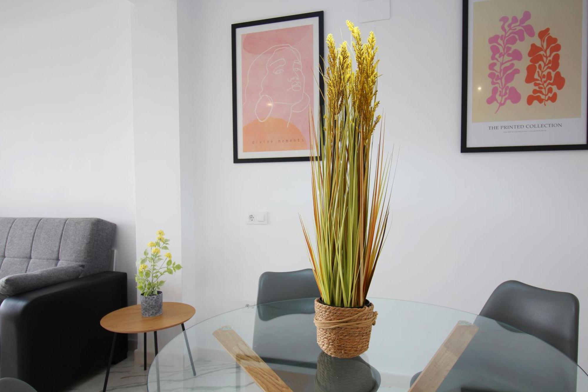 Luminoso Estudio Gran Plaza Sevilla