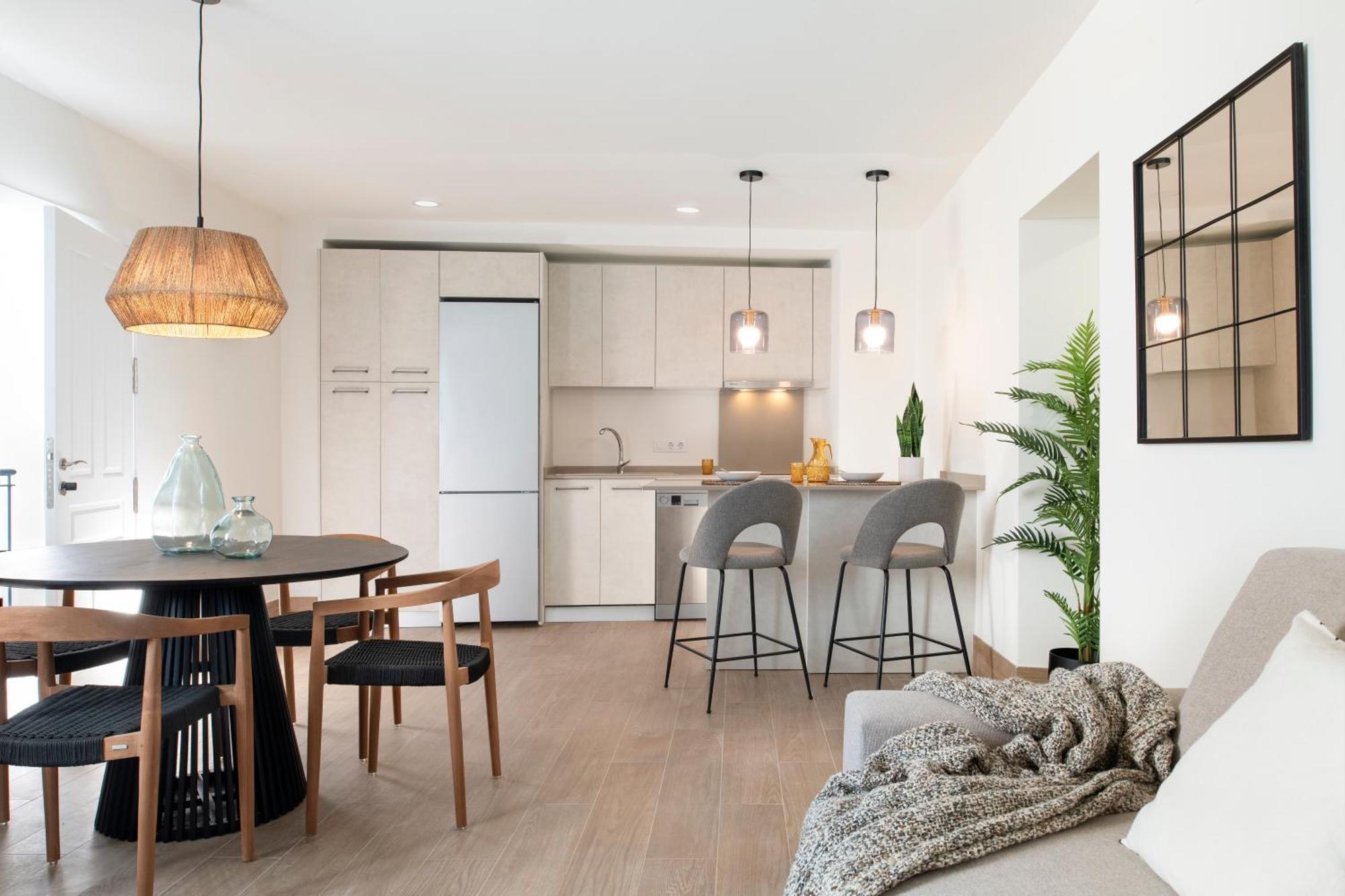 Magno Almansa Apartment Seville