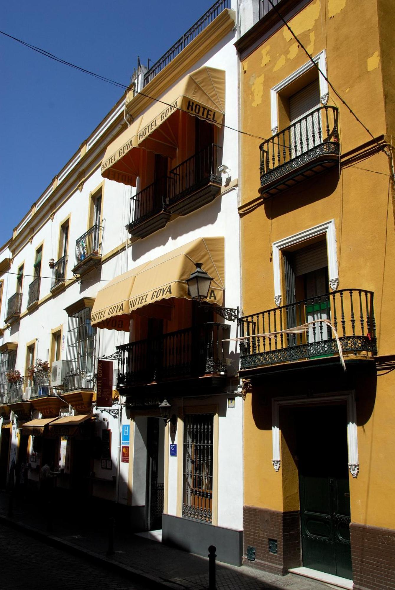 Hotel Goya 2*