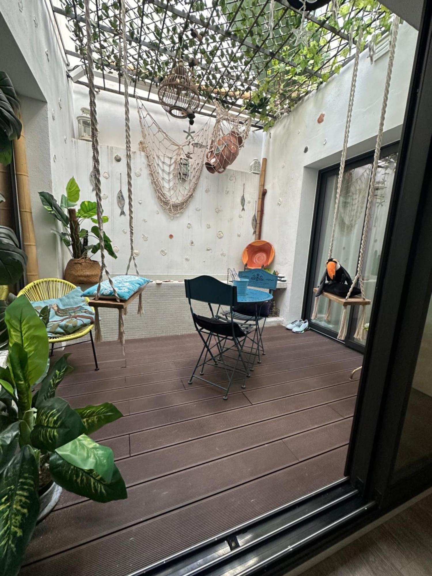 Homestay Casa Duque Compartida Familiar 1-Habitacion Con Bano Propio Seville