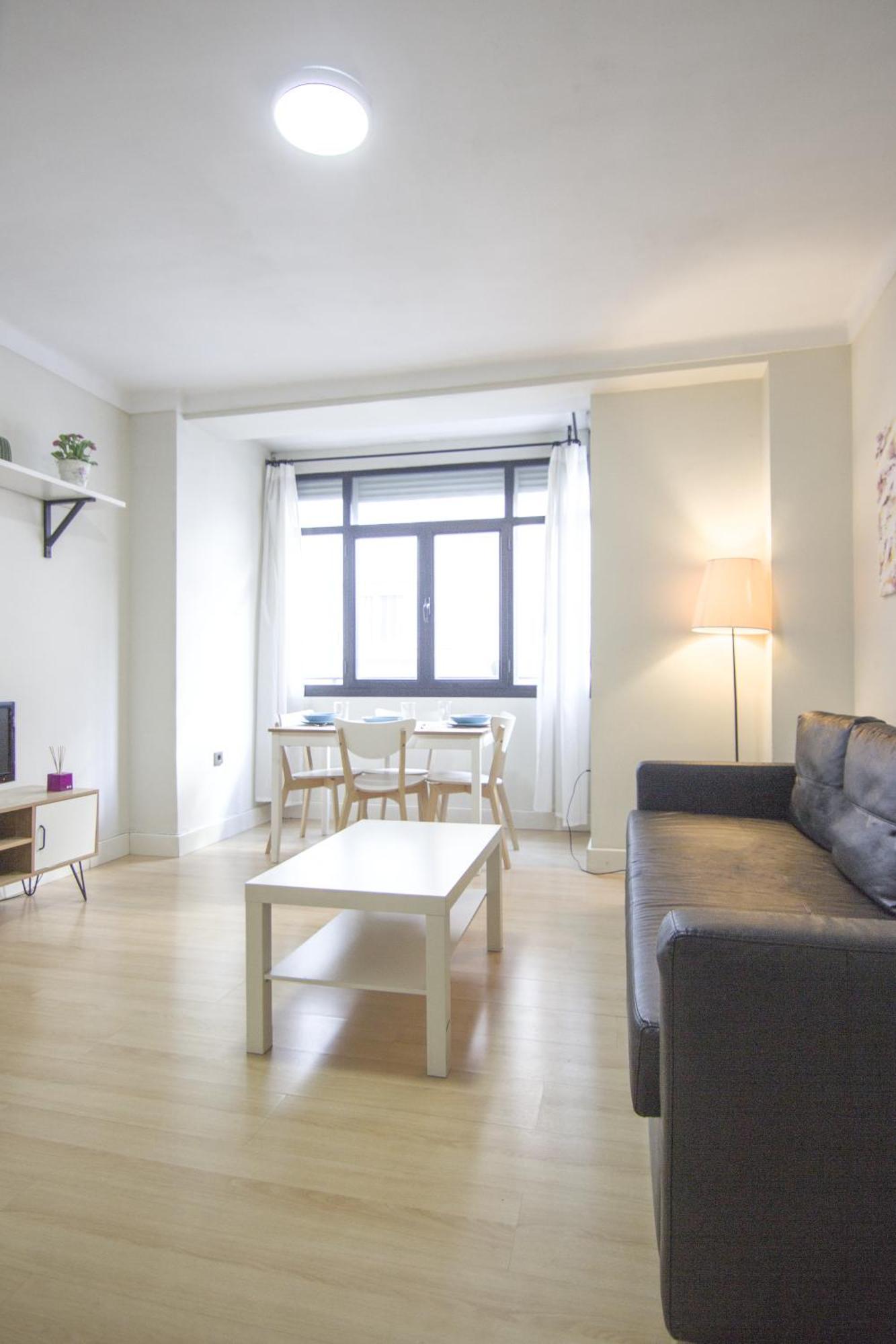 Rentalsevilla Genova * Seville