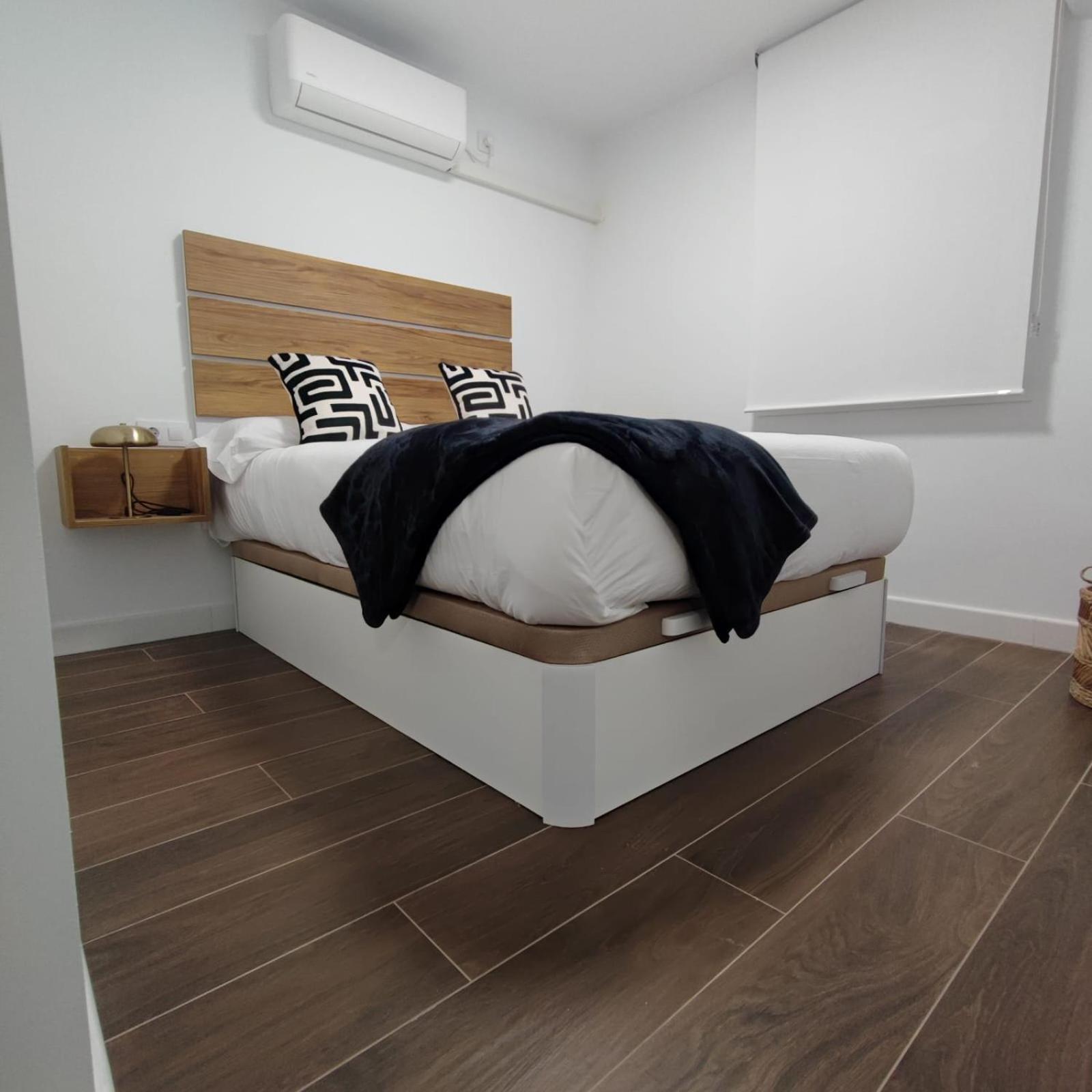 Manzana Apartment Seville