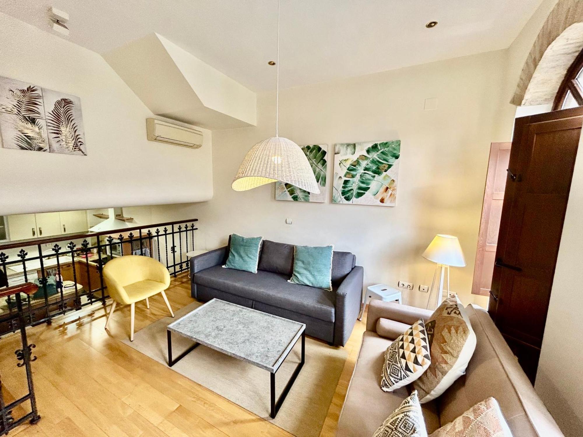 Apartment Charming 2 Bedroom At Center By Cityzen