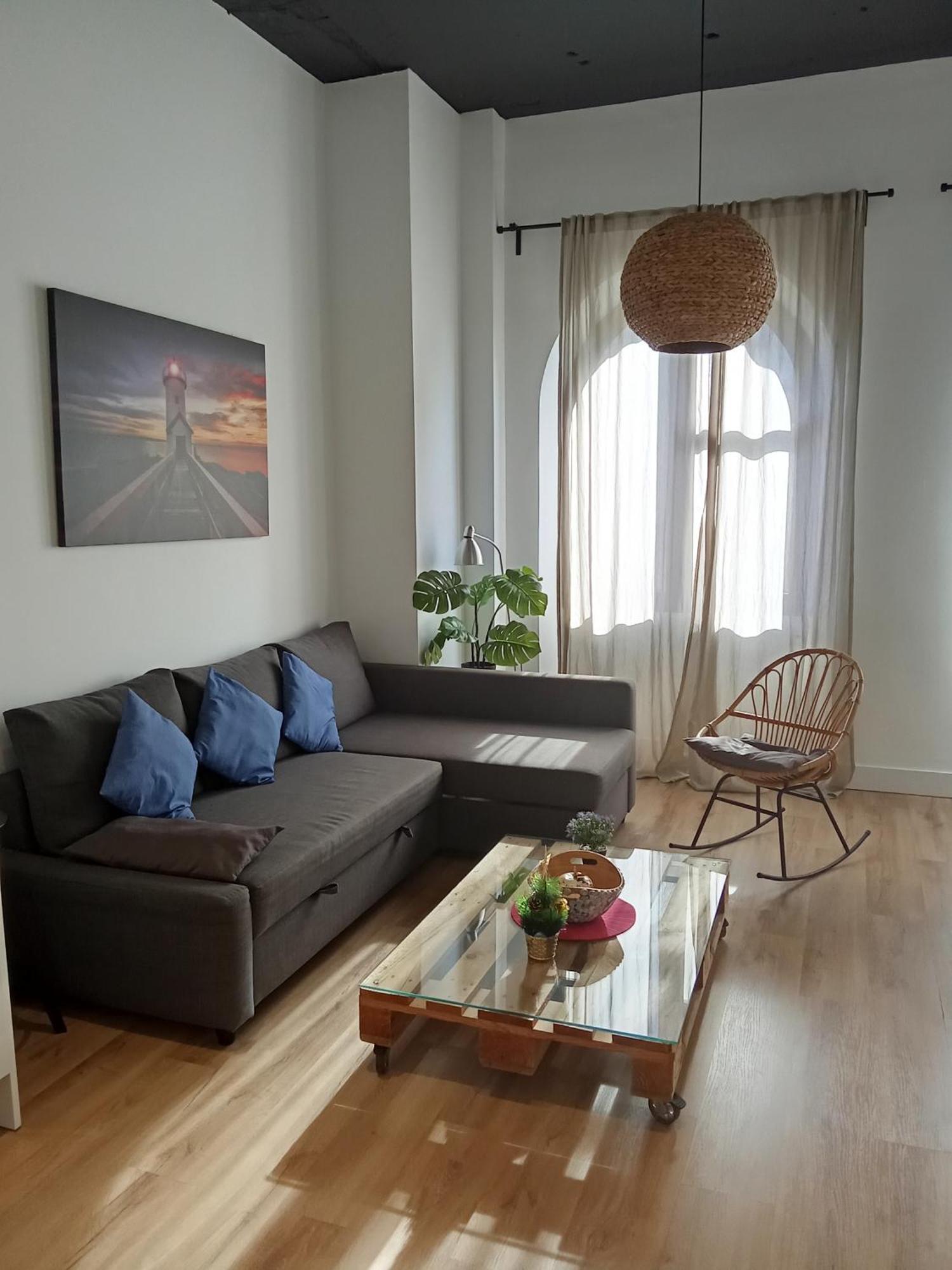 Apartment Deluxe *