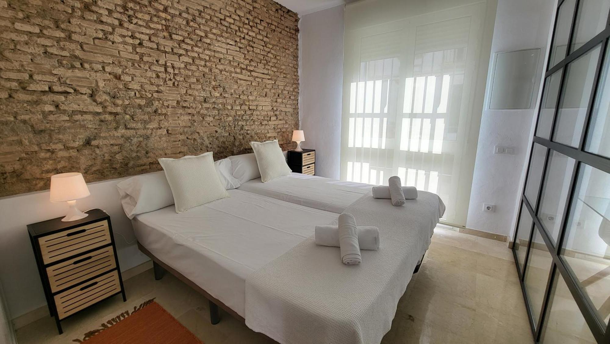 Rentalsevilla Teatinos I Apartamento *