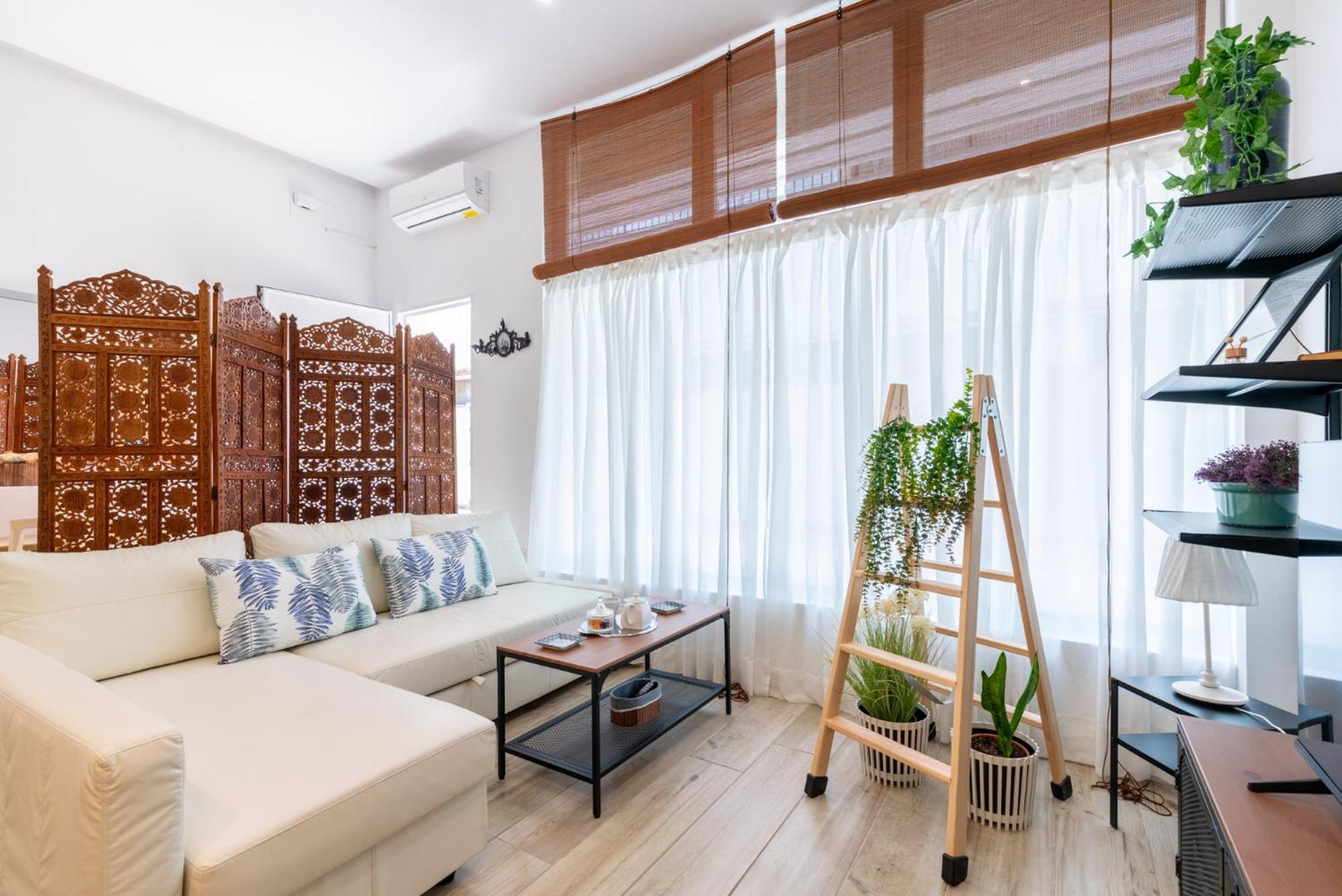 Little Palace, Jacuzzi Privado Apartment *