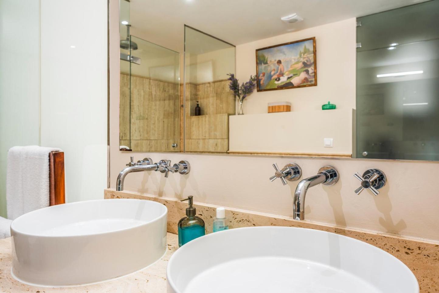 Calma Places - Luz De San Eloy Apartment Seville